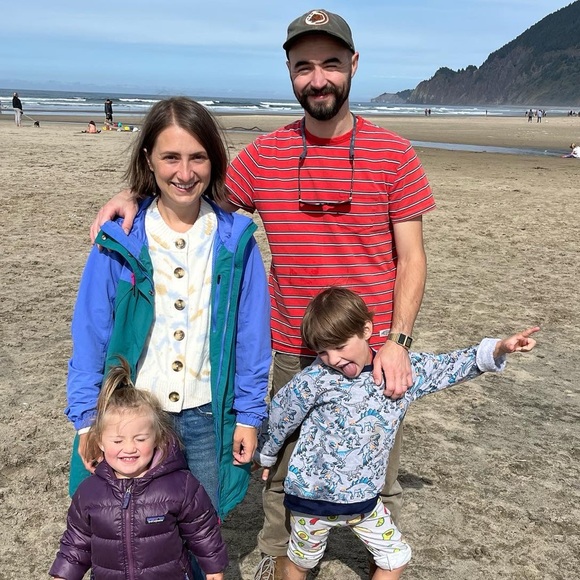 Meet your Posher, Alaina - Picture 5 of 7